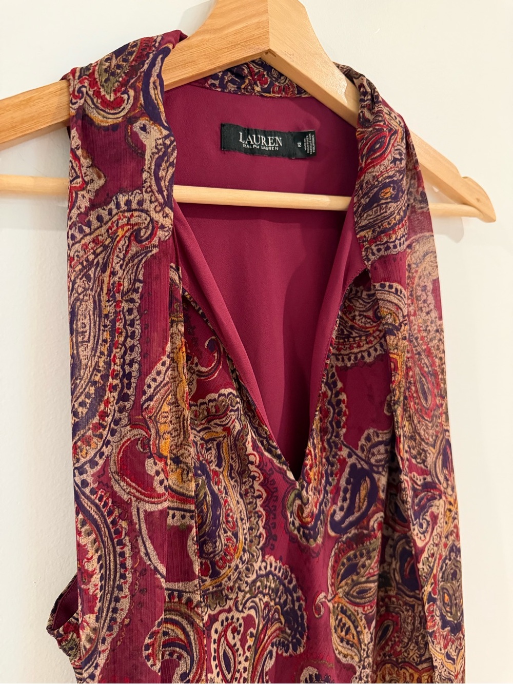LAUREN Ralph Lauren Paisley Tie-Neck V-Neck Sleeveless Shift Dress, Size 12 - Picture 5 of 16